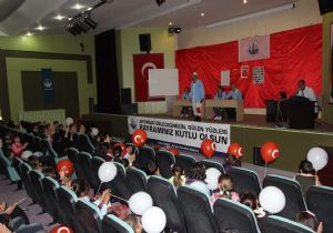 Aziziye'de tiyatro şöleni